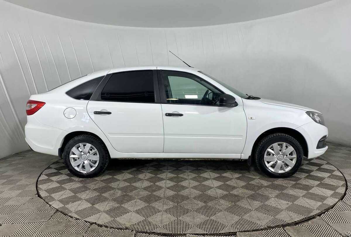 Lada (ВАЗ) Granta, 2019 - фото №4